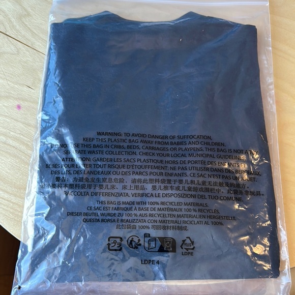 Supreme Black small box long sleeve tee - Picture 2 of 3